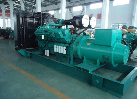 诏安800kw康明斯柴油发电机组